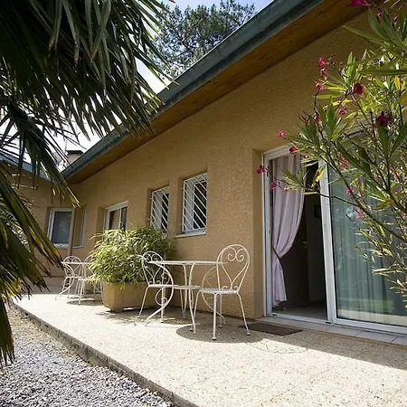 Chambres D'hotes Le Bosquet Gospodarstwo wiejskie *